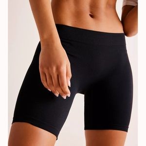 Free People Seamless Rib Bike Short - 1 Black, 1 Blush